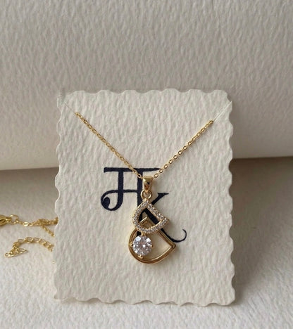 ⁨The Geometric Interlink Pavé Necklace