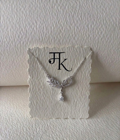 The Crystal Bow & Branch Choker