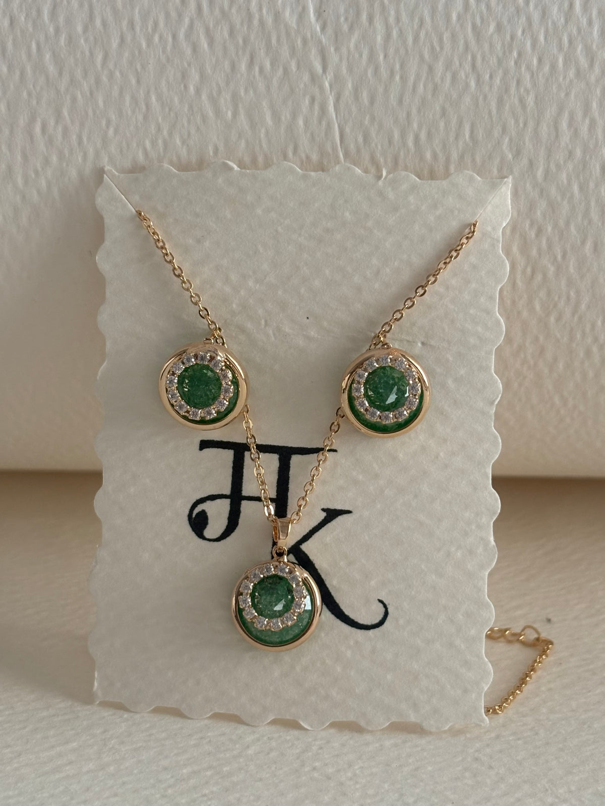 The Emerald Orbit Halo Set