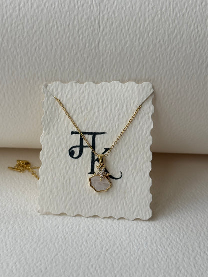The Starfish & Shell Motif Necklace