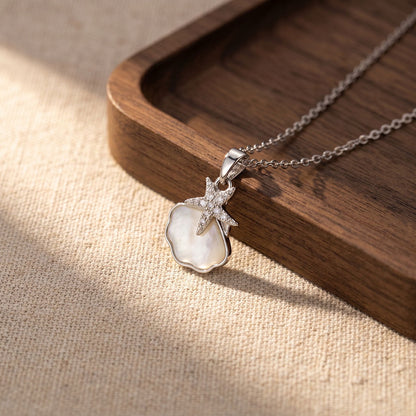 The Starfish & Shell Motif Necklace