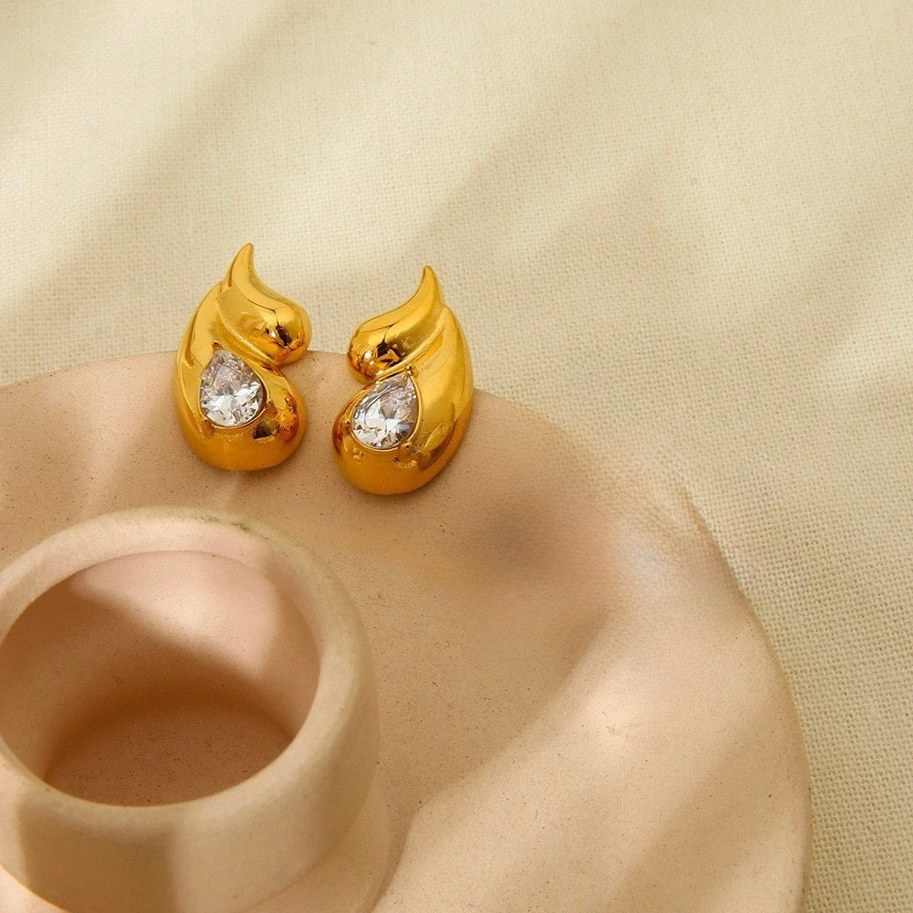 The Sculpted Studs